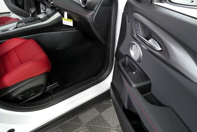 New 2026 Alfa Romeo Tonale w/ Red Premium Package image 25
