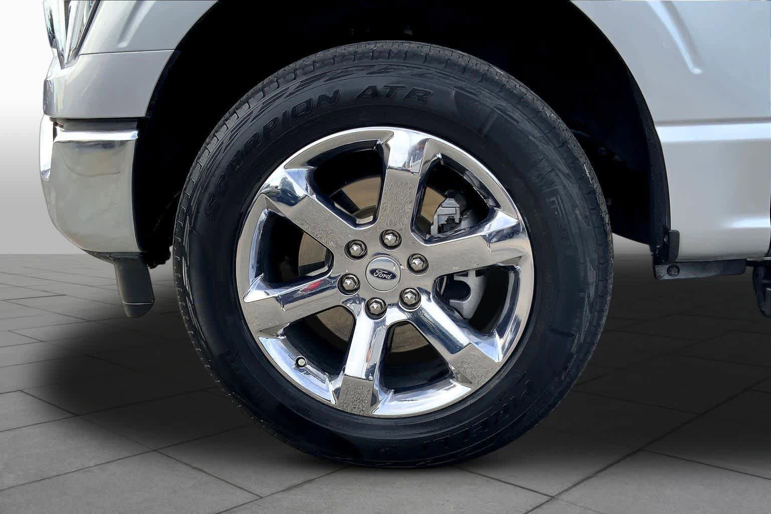 Certified 2023 Ford F150 Lariat w/ Trailer Tow Package AWD/4WD image 11