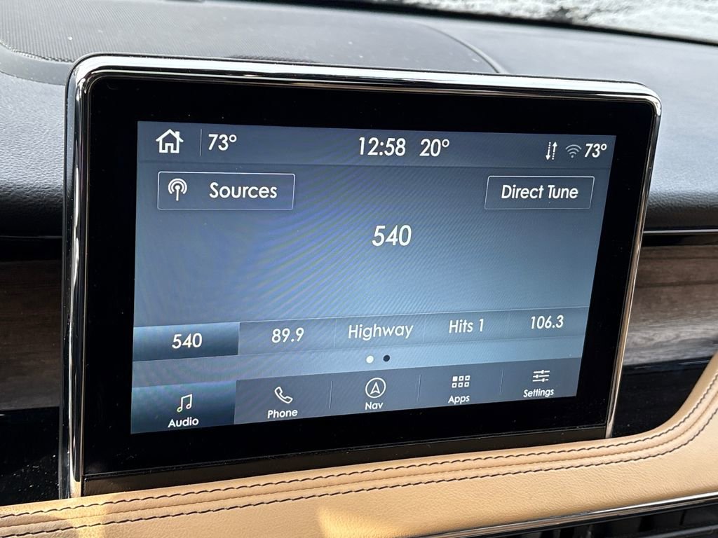 Used 2022 Lincoln Corsair Reserve w/ Equipment Group 201A image 16