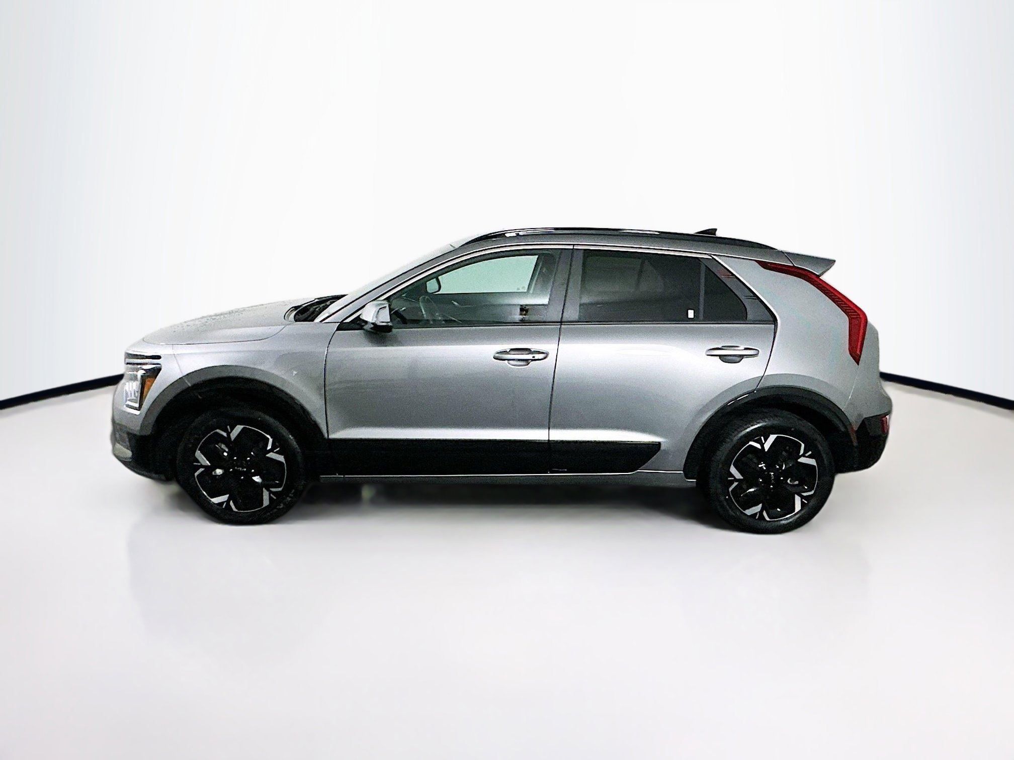 Used 2024 Kia Niro Wind image 4