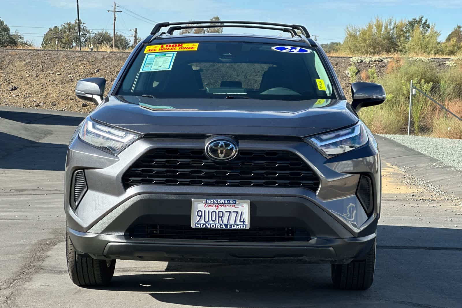 Used 2024 Toyota RAV4 XLE AWD/4WD image 9