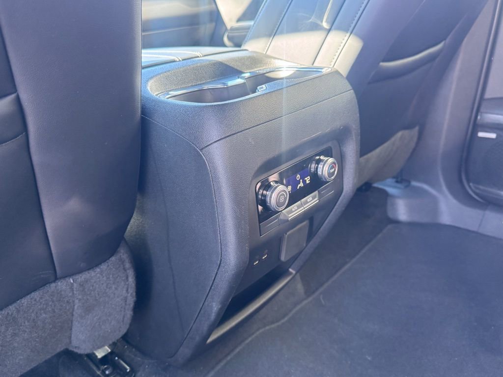 Used 2024 GMC Acadia Elevation image 25