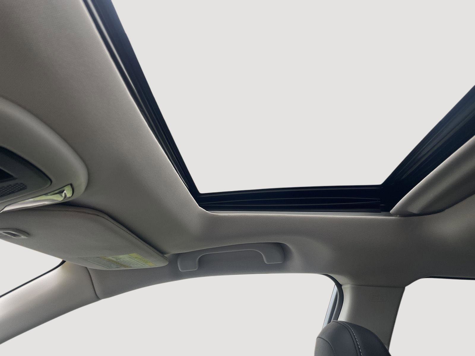 Certified 2025 Subaru Outback Touring XT image 13