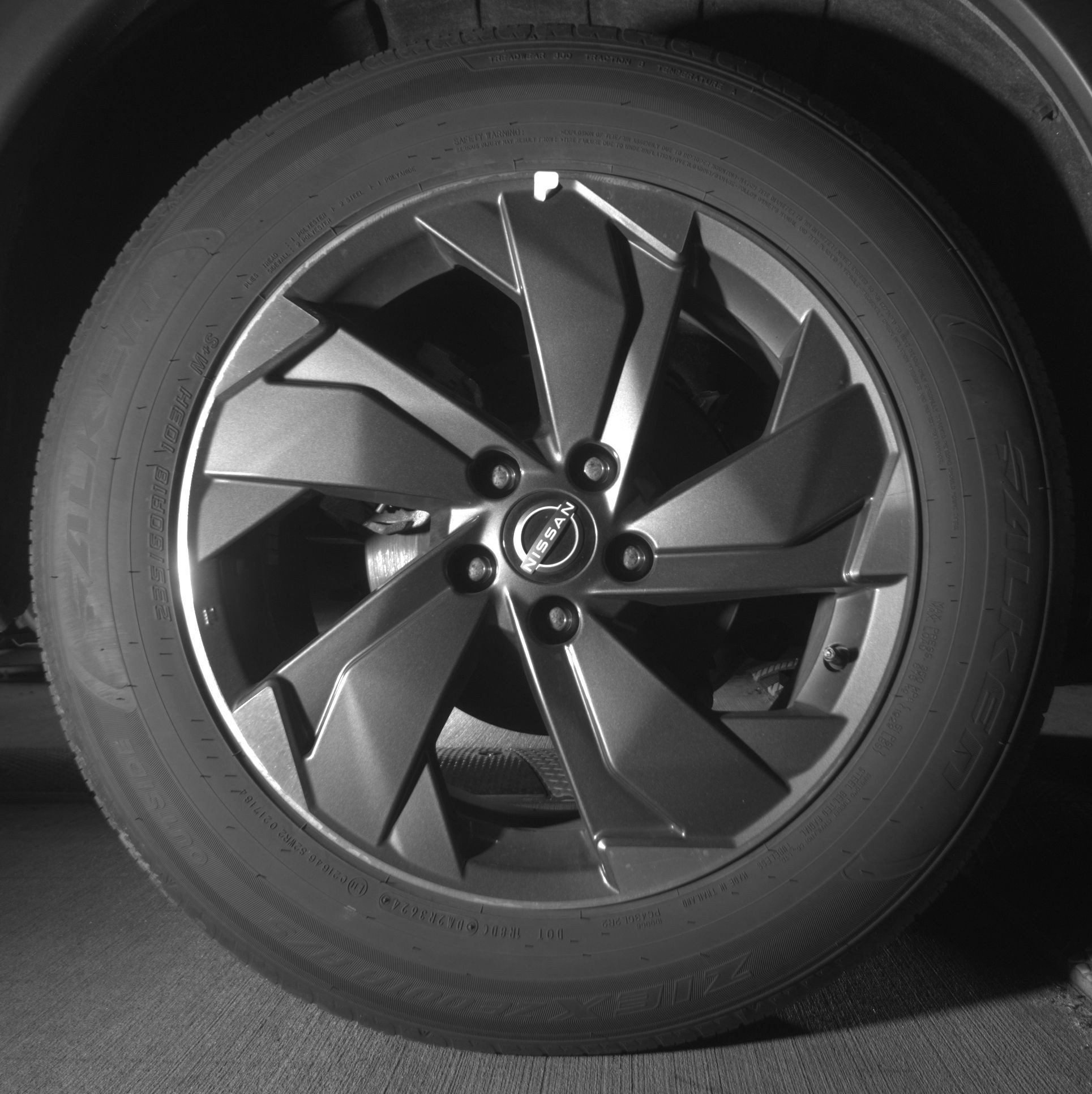 Used 2025 Nissan Rogue SV FWD image 15