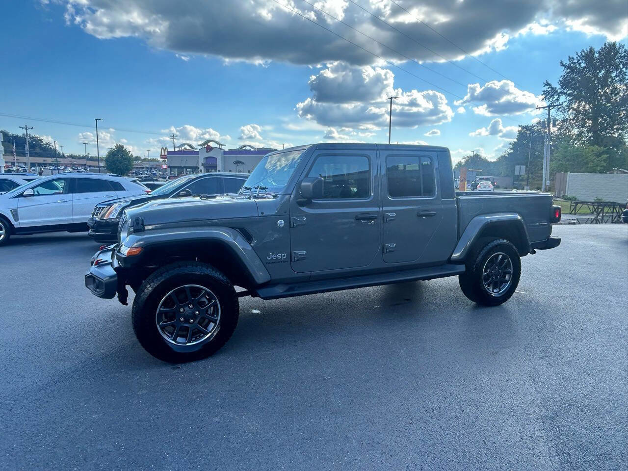 Used 2021 Jeep Gladiator Overland w/ Popular Equipment Package image 1