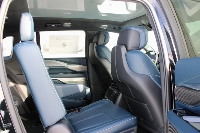 New 2025 Cadillac Escalade IQ Sport 2 image 15