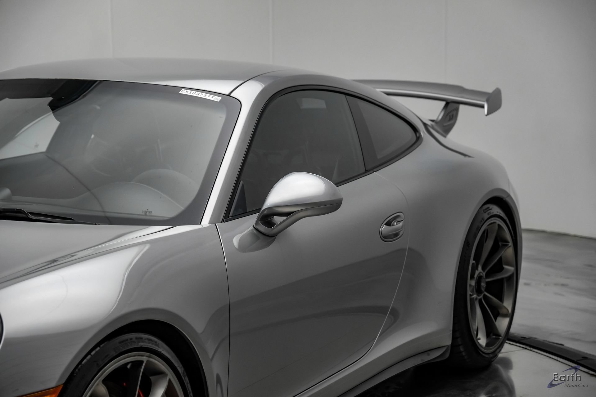 Used 2015 Porsche 911 GT3 RWD image 29