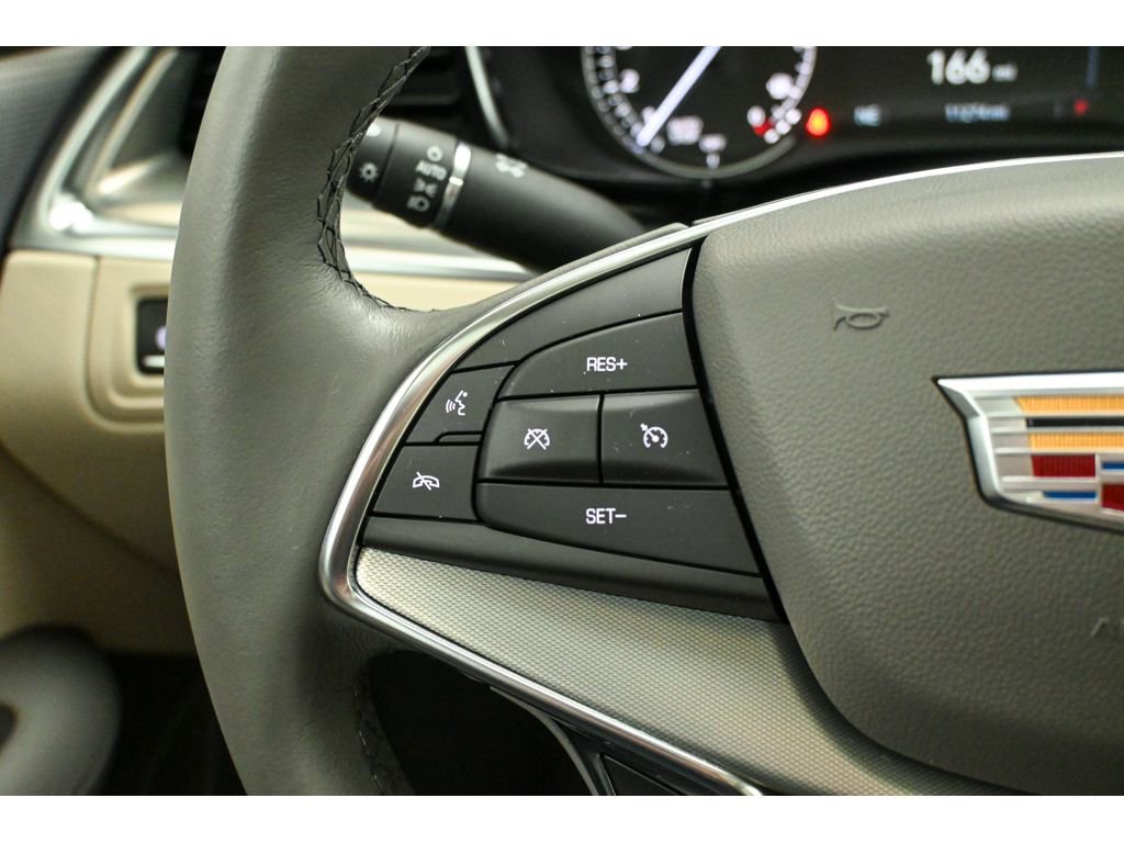 Used 2024 Cadillac XT5 Premium Luxury FWD image 40
