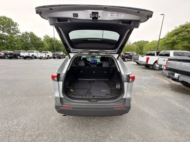 Used 2023 Toyota RAV4 XLE Premium FWD image 10