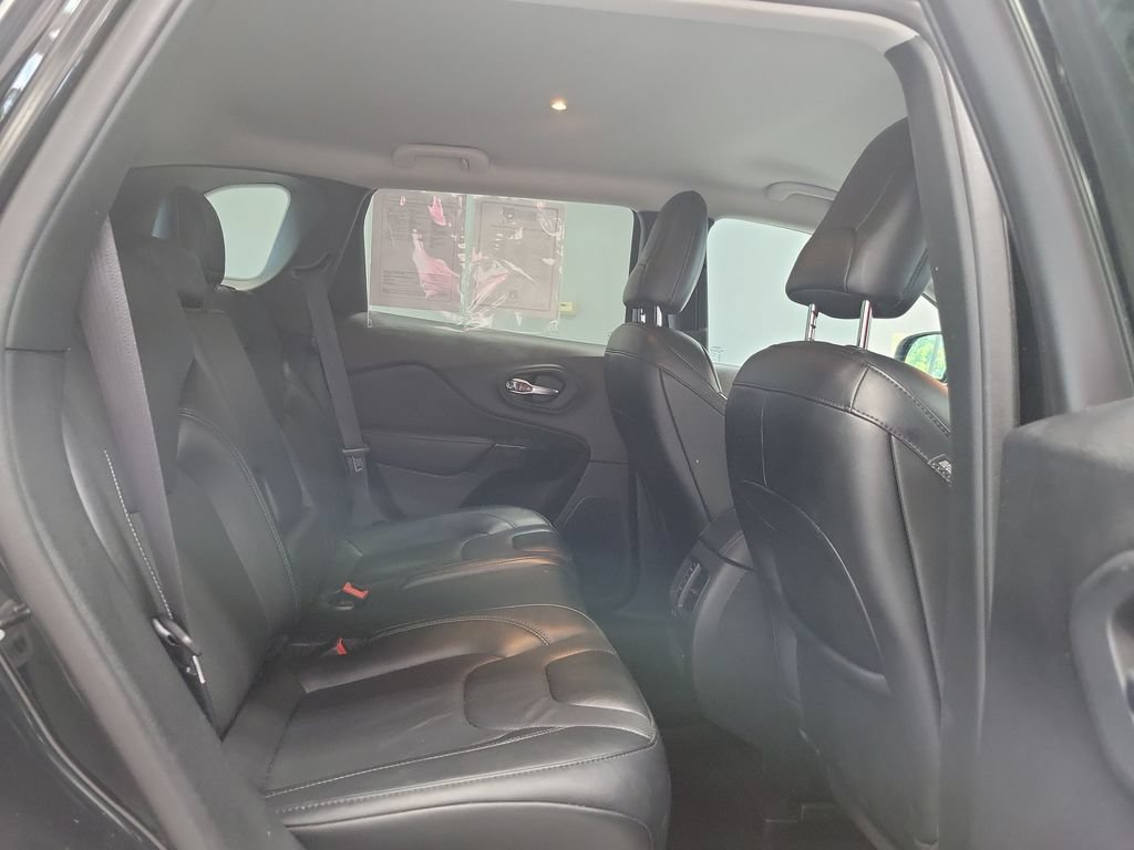 Certified 2023 Jeep Cherokee Altitude Lux AWD/4WD image 17