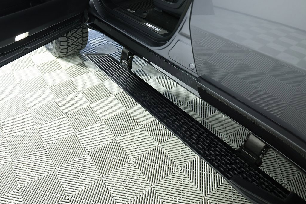 Used 2025 Lexus GX 550 image 21