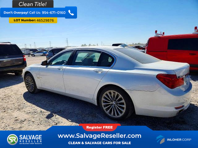 Used 2011 BMW 750Li w/ Luxury Seating Pkg RWD image 3