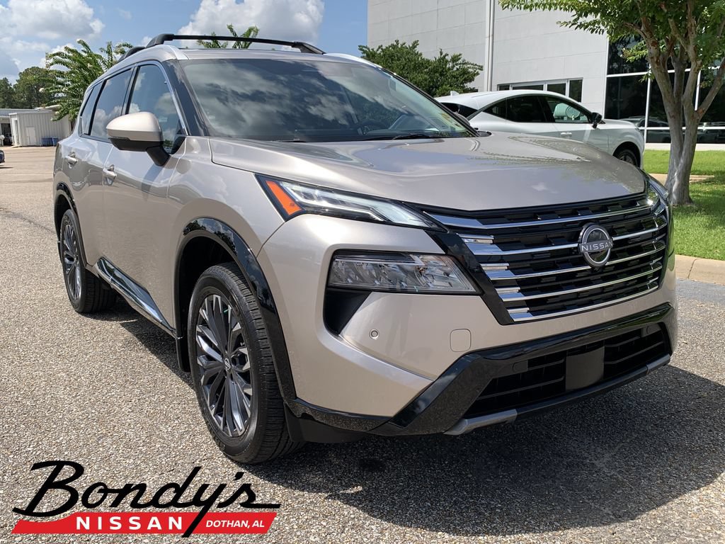 Used 2026 Nissan Rogue Platinum w/ Platinum Premium Package AWD/4WD image 1