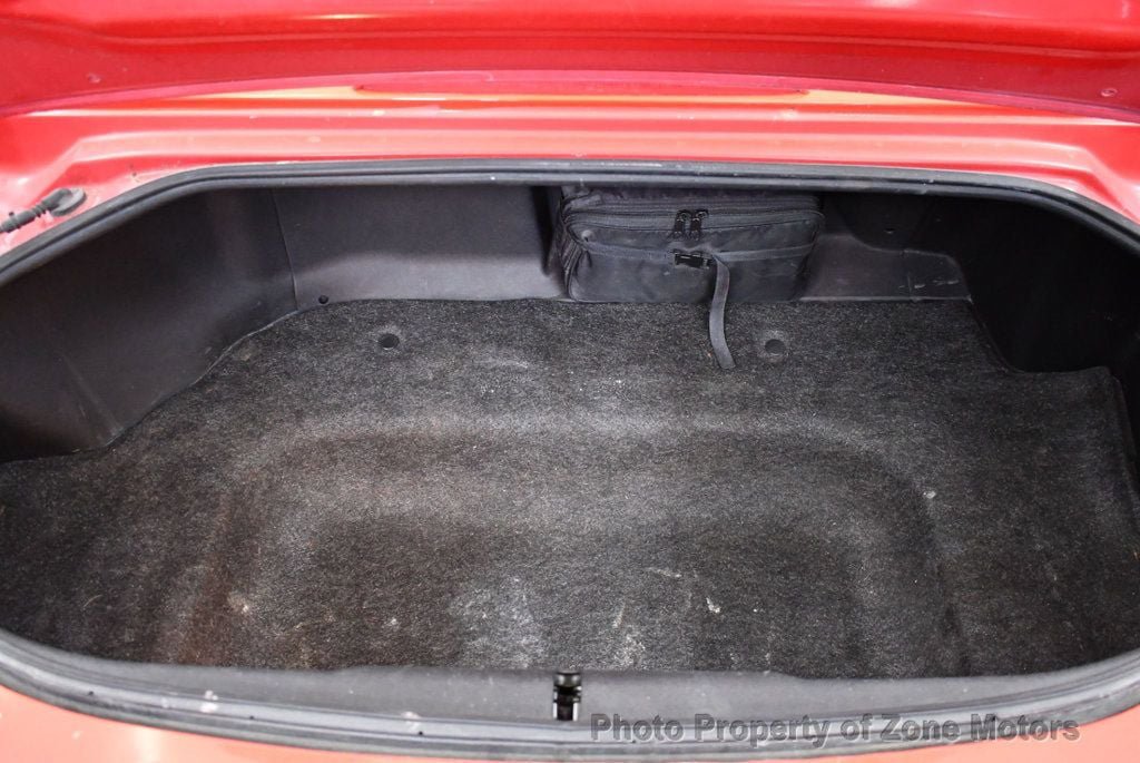 Used 2006 MAZDA MX-5 Miata Sport w/ Suspension Pkg RWD image 27