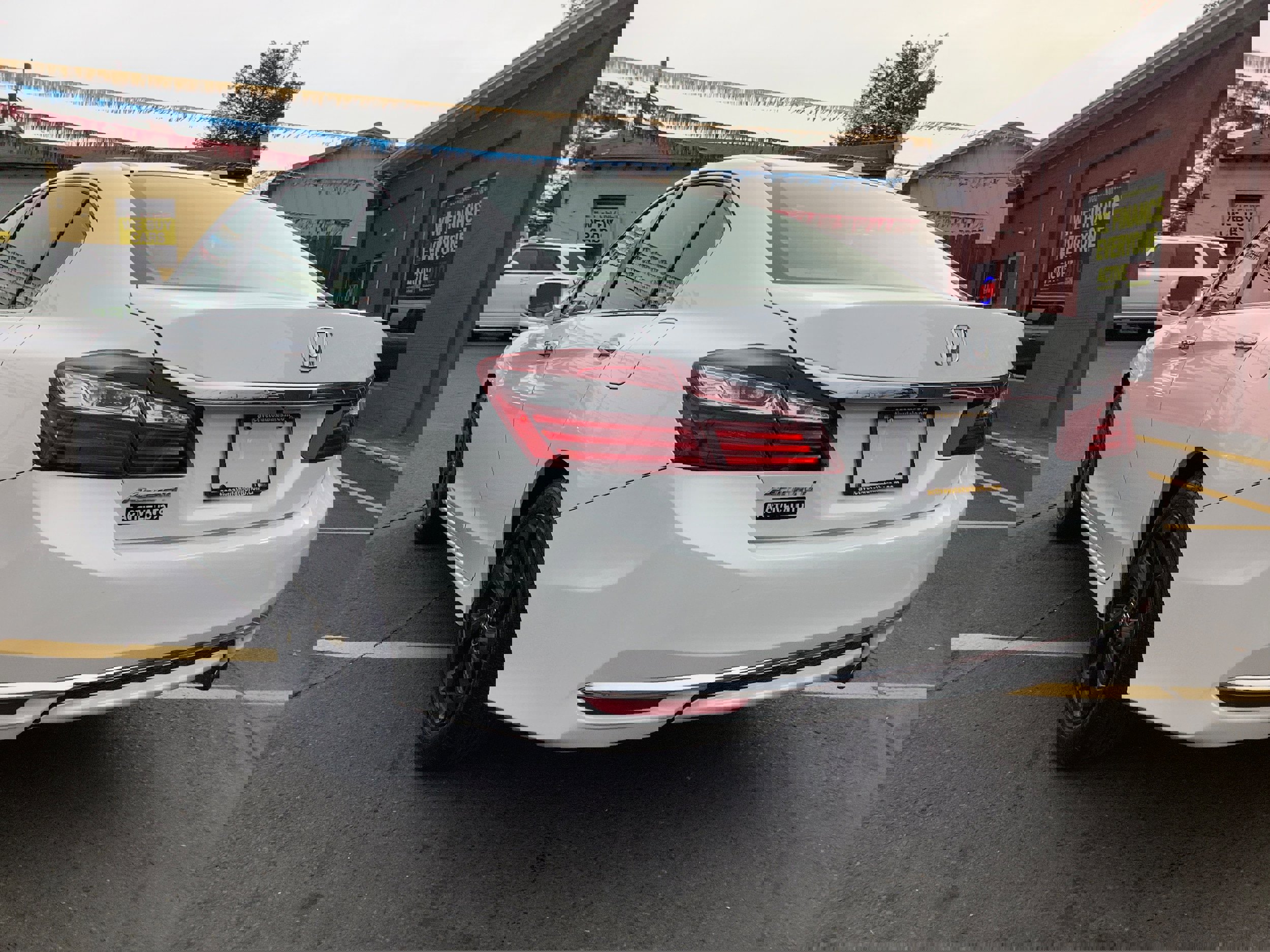 Used 2017 Honda Accord EX-L image 5