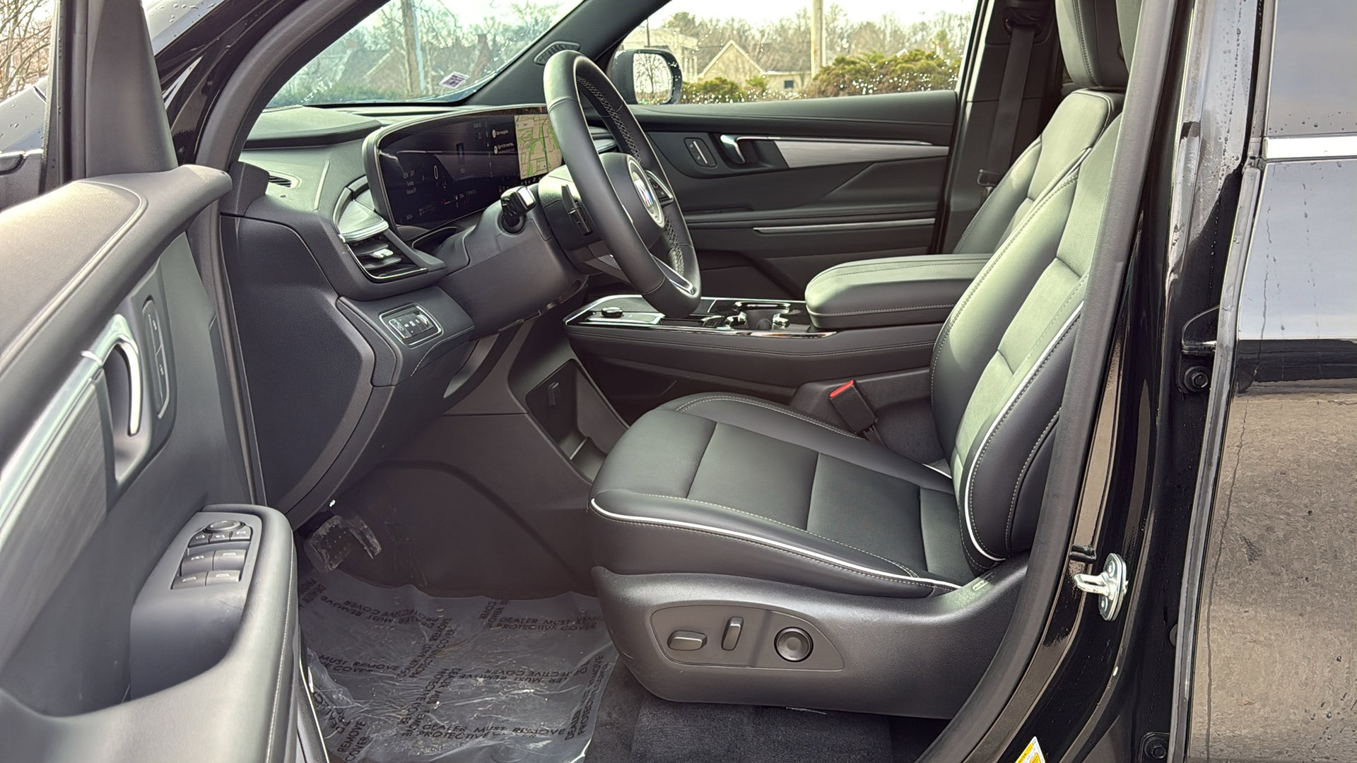 Used 2025 Buick Enclave Preferred image 8