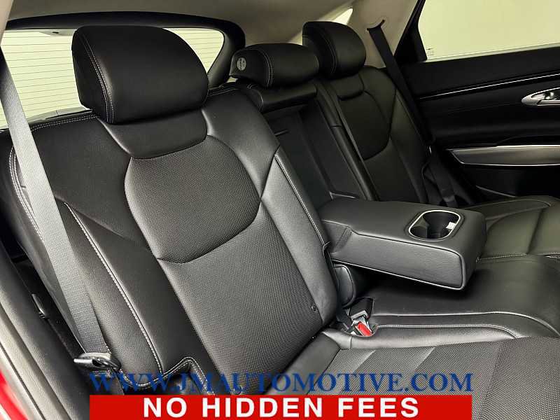 Used 2023 Genesis GV70 2.5T w/ Select Package image 19