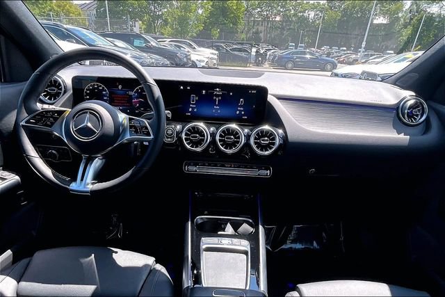 Used 2026 Mercedes-Benz GLA 250 4MATIC image 12