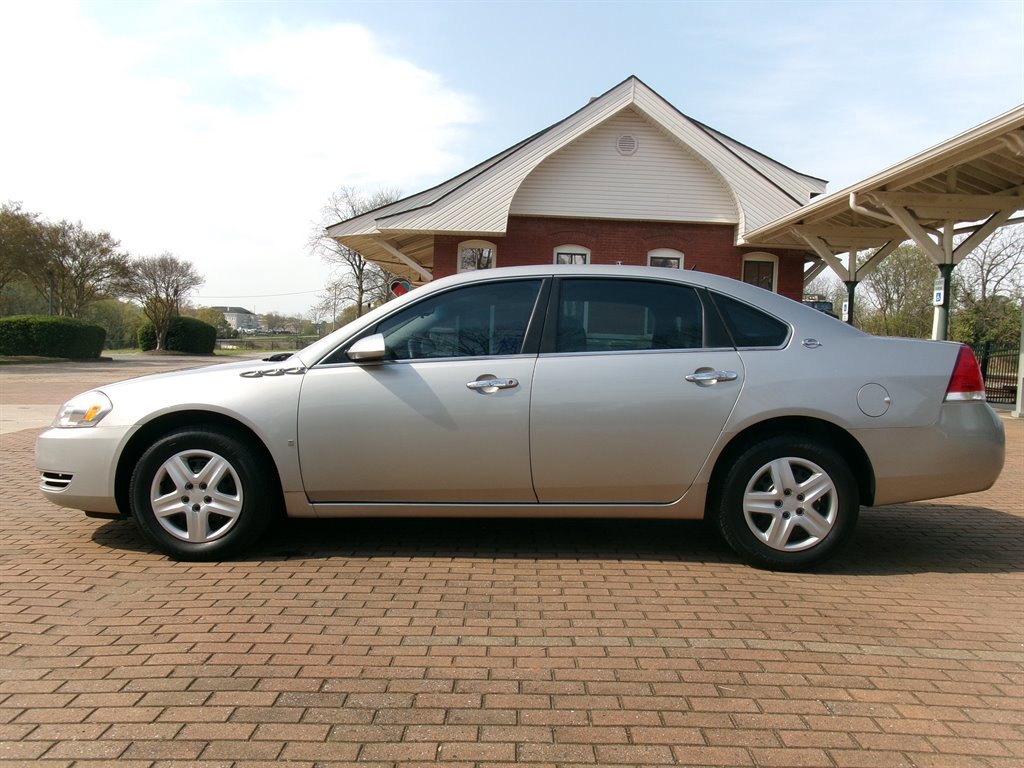 Used 2008 Chevrolet Impala LS FWD image 8