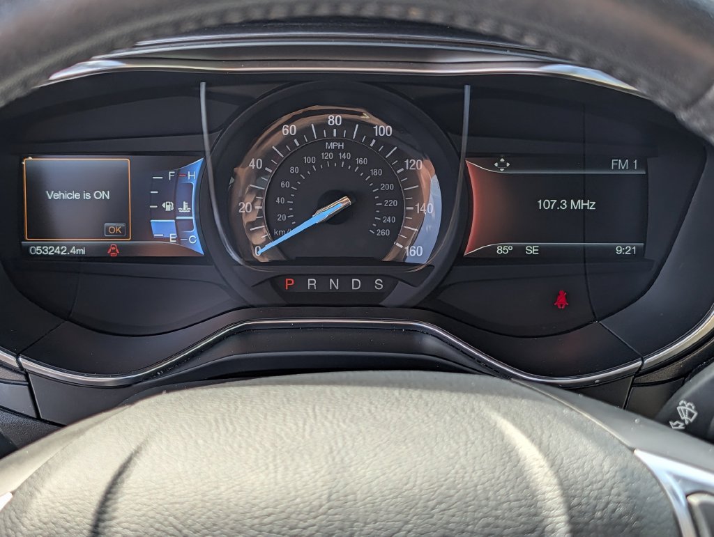 Used 2018 Ford Fusion Titanium FWD image 23