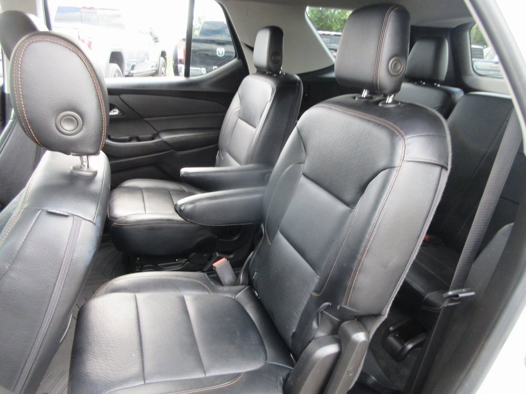 Used 2018 Chevrolet Traverse LT image 17