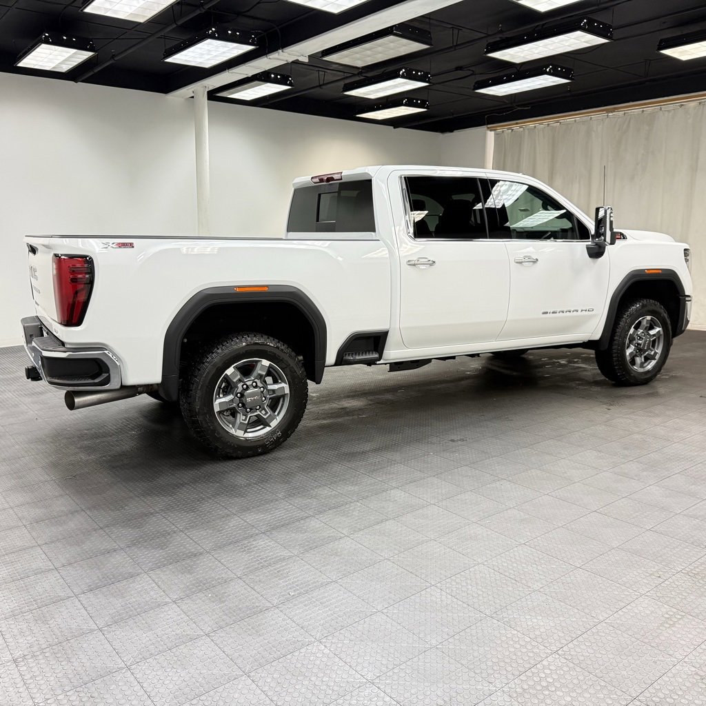 New 2026 GMC Sierra 2500 SLT image 7