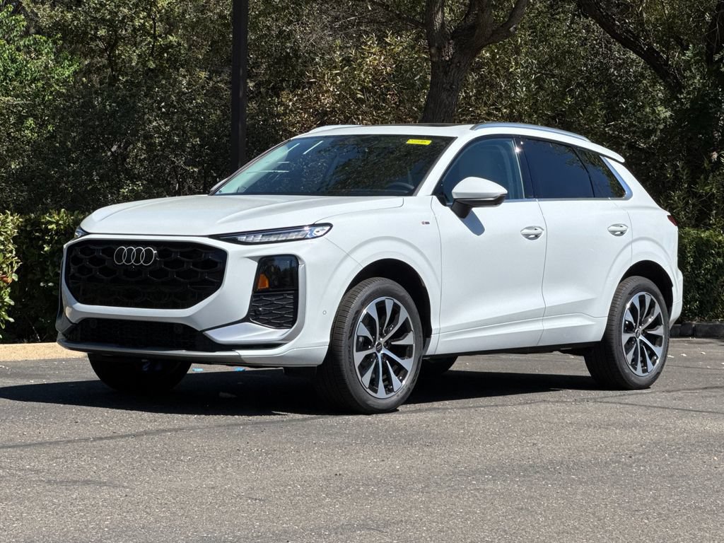 New 2026 Audi Q3 quattro 2.0T AWD/4WD image 9
