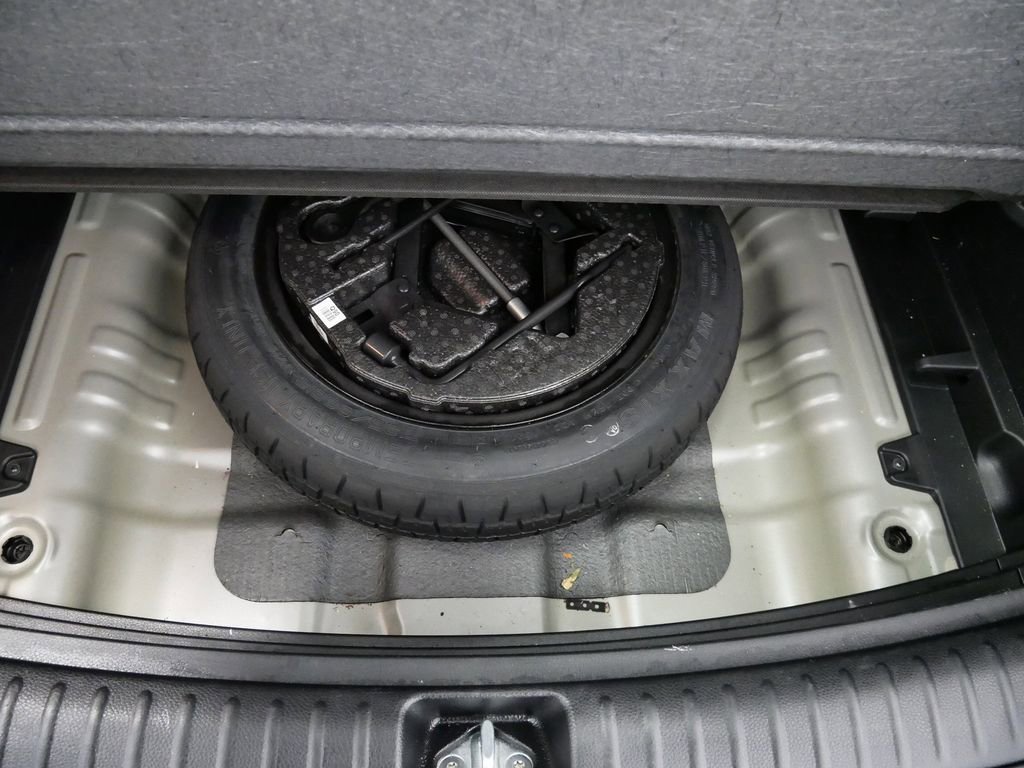 Used 2022 Kia Seltos EX image 14