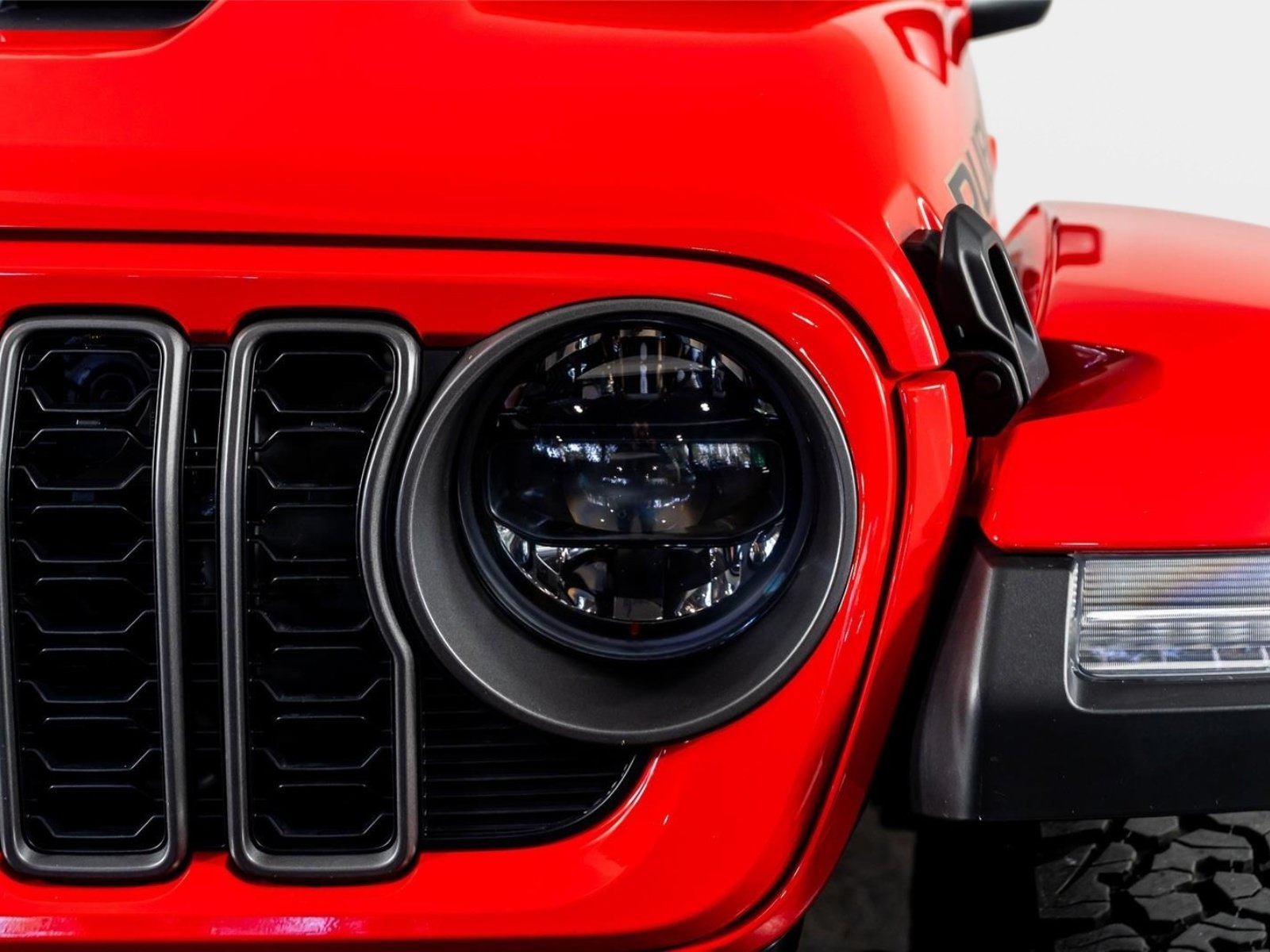 Used 2024 Jeep Wrangler Unlimited Rubicon 392 AWD/4WD image 24