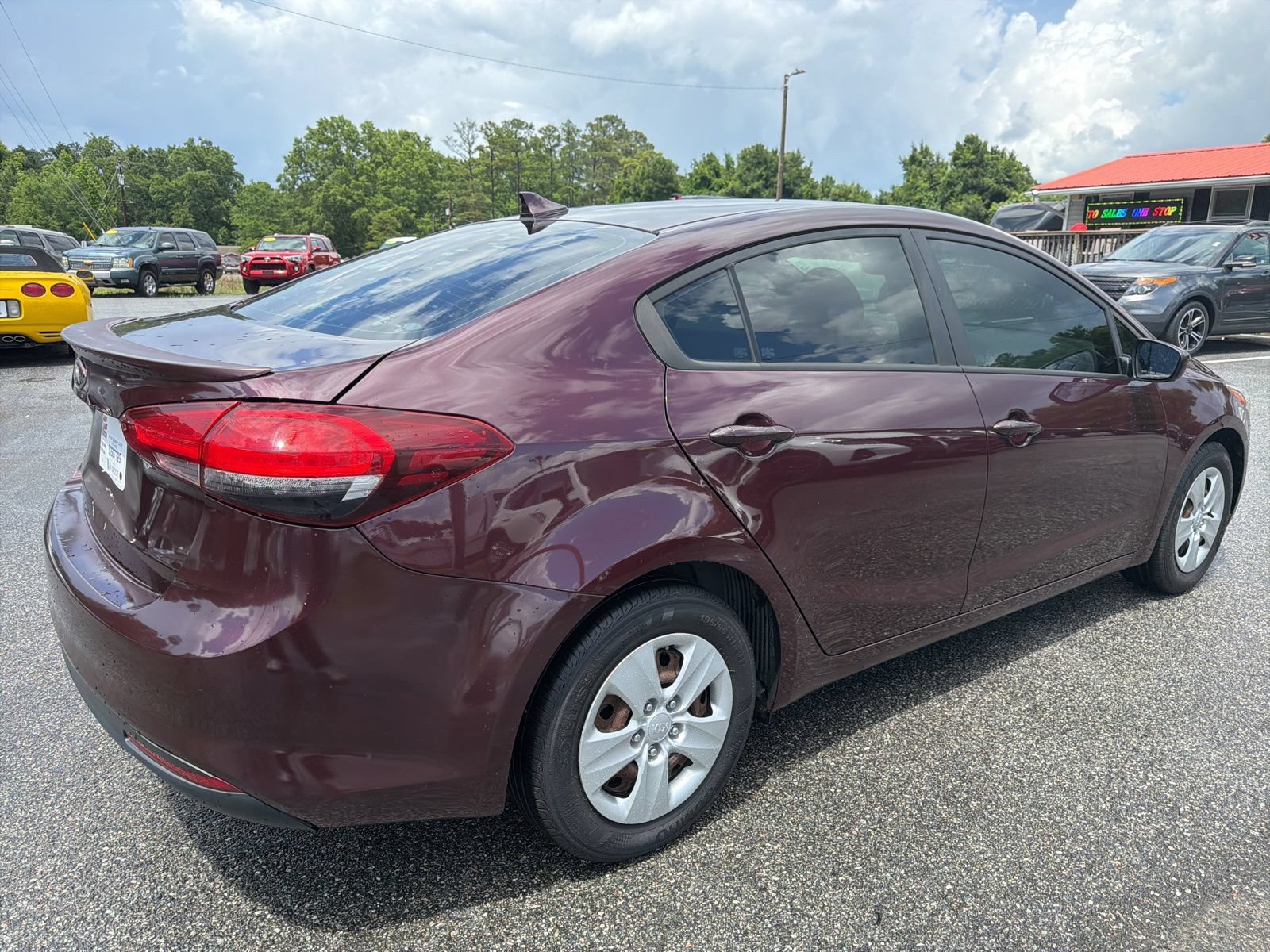 Used 2018 Kia Forte LX FWD image 4