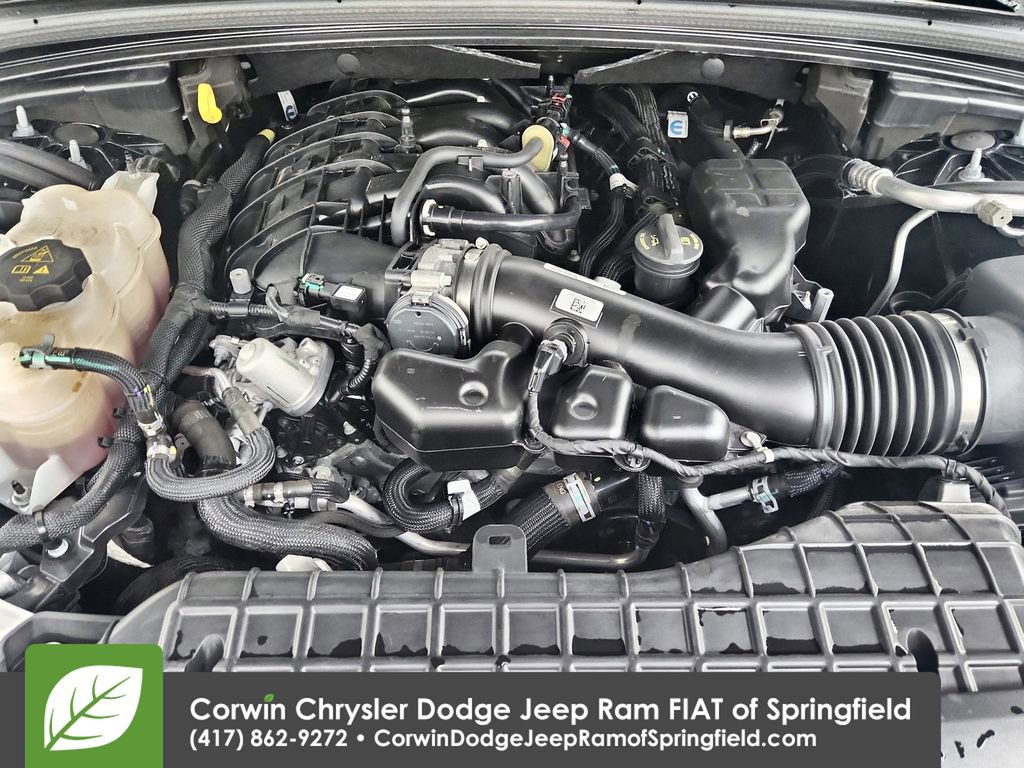 Used 2023 Jeep Grand Cherokee Altitude image 35