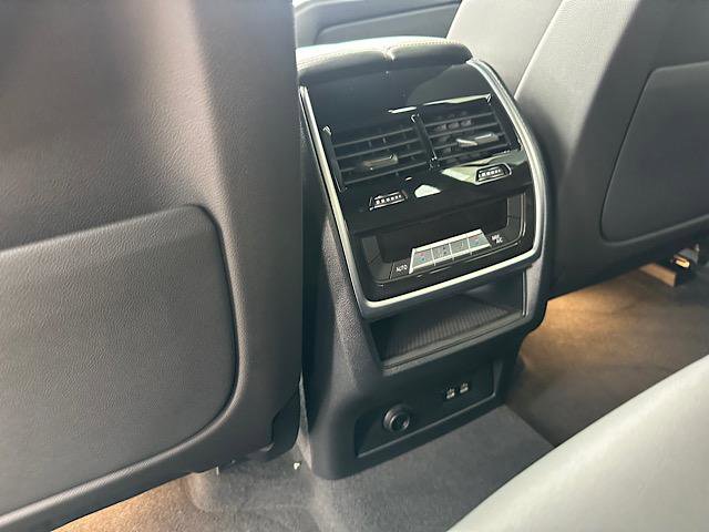 Certified 2024 BMW X5 xDrive40i w/ M Sport Package image 21