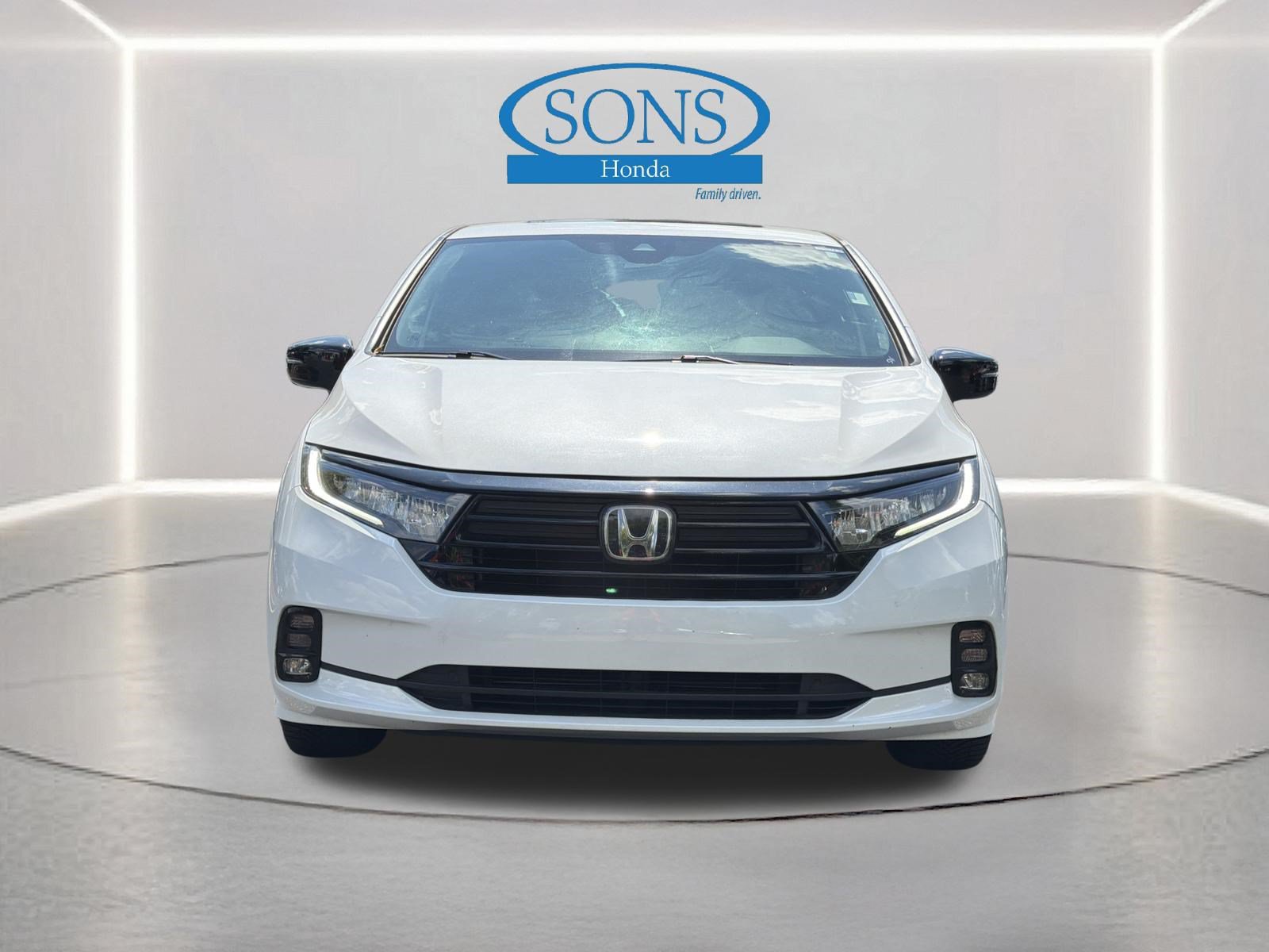 Certified 2024 Honda Odyssey Sport image 30