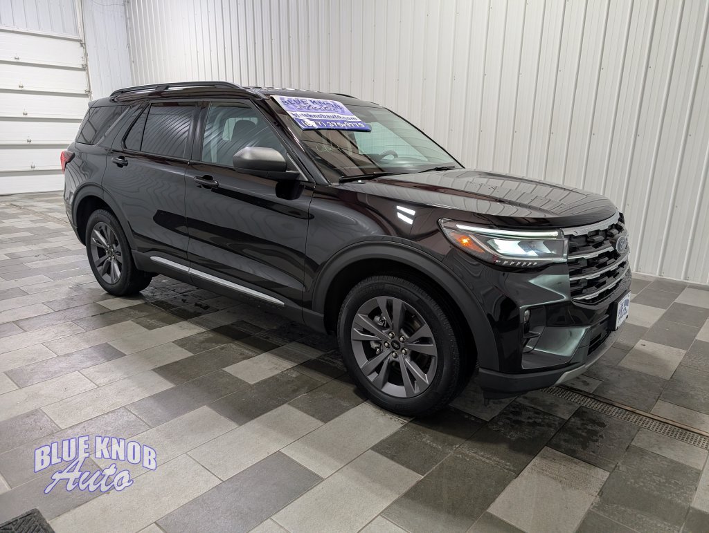 Used 2025 Ford Explorer Active w/ Active Comfort Package AWD/4WD image 5