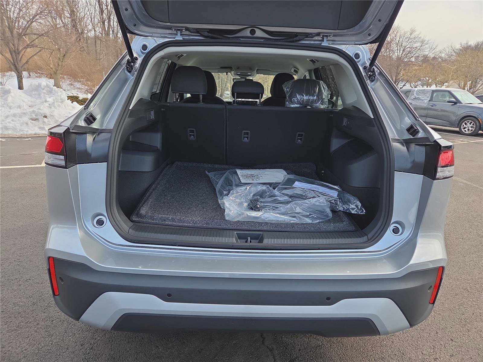 New 2026 Volkswagen Tiguan S image 5