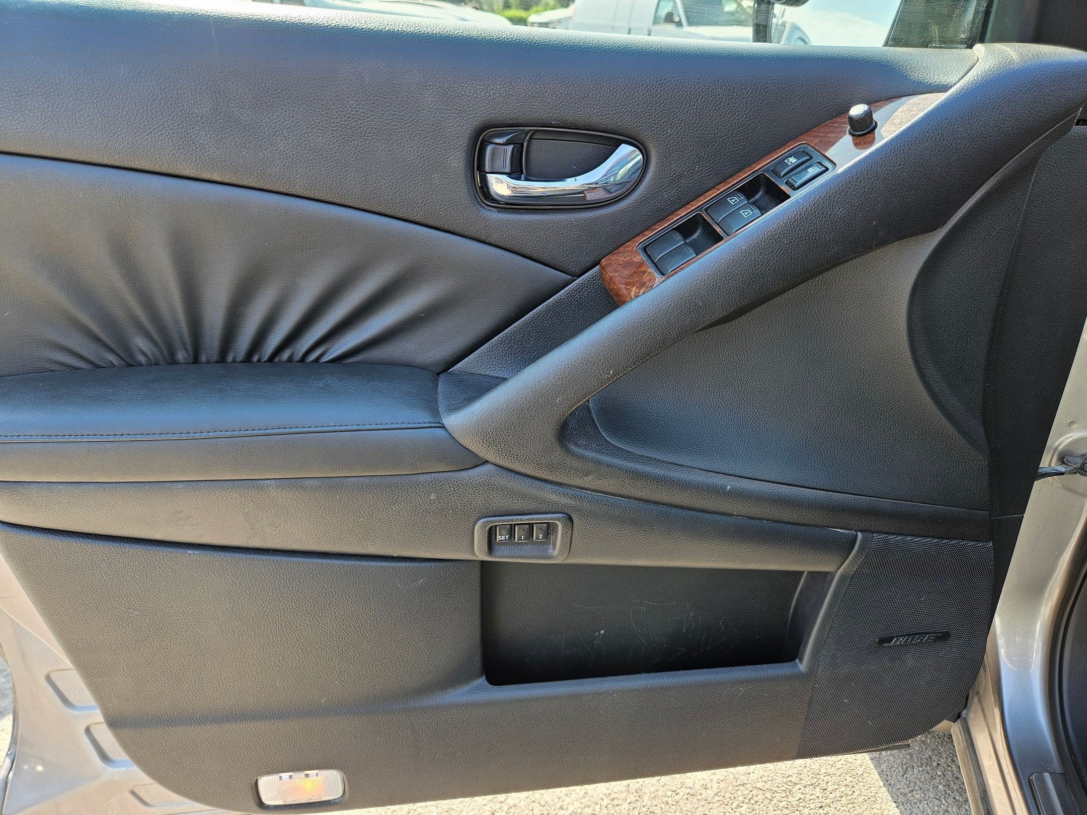 Used 2009 Nissan Murano LE AWD/4WD image 12