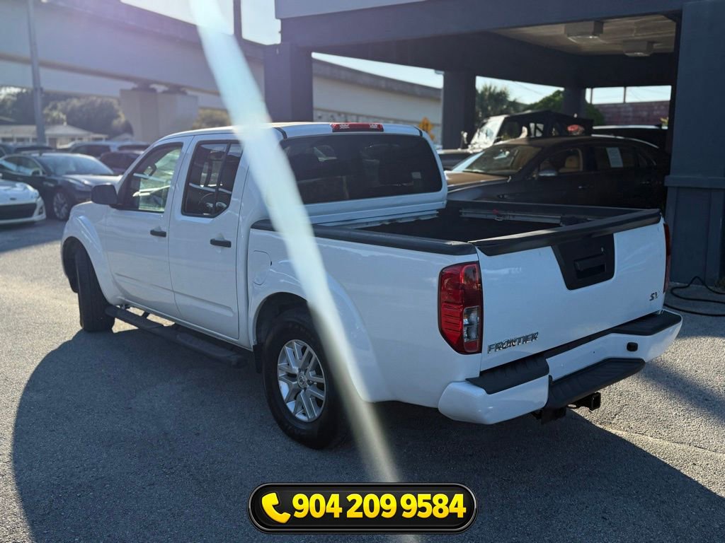 Used 2015 Nissan Frontier SV w/ SV Value Truck Package RWD image 4