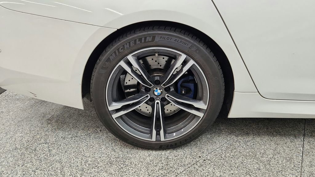 Used 2020 BMW M5 w/ Executive Package AWD/4WD image 21