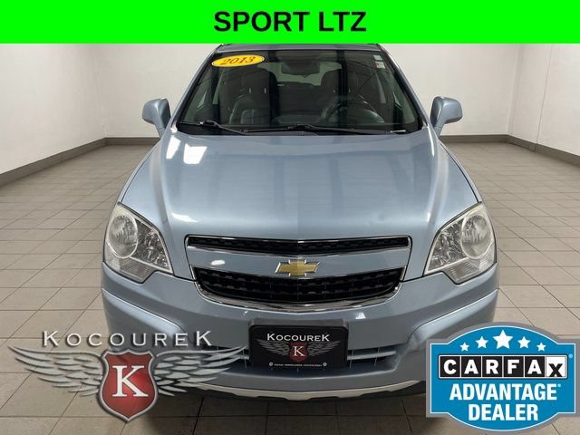 Used 2013 Chevrolet Captiva Sport LTZ FWD image 2