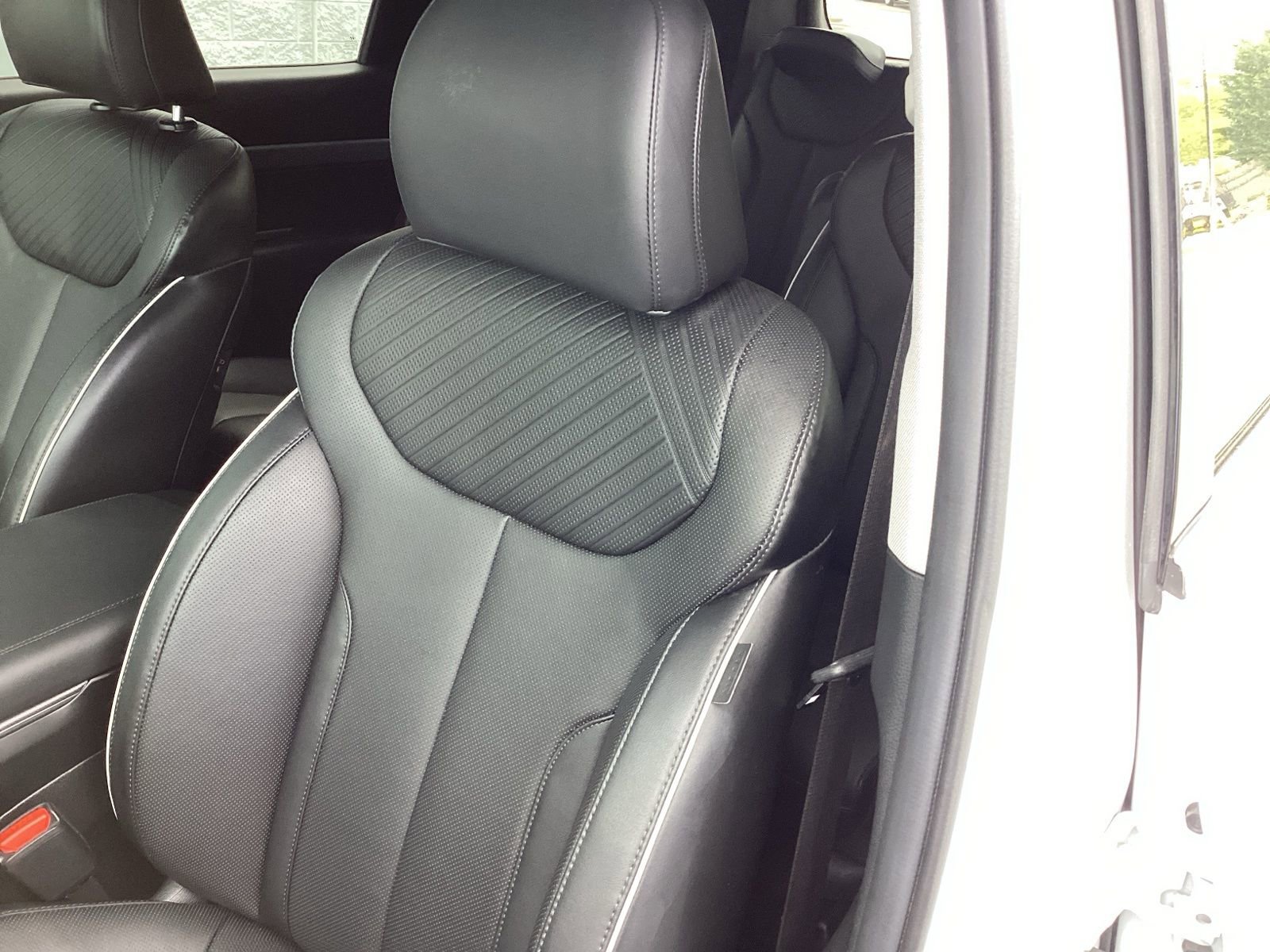Used 2025 Hyundai Palisade SEL AWD/4WD image 11
