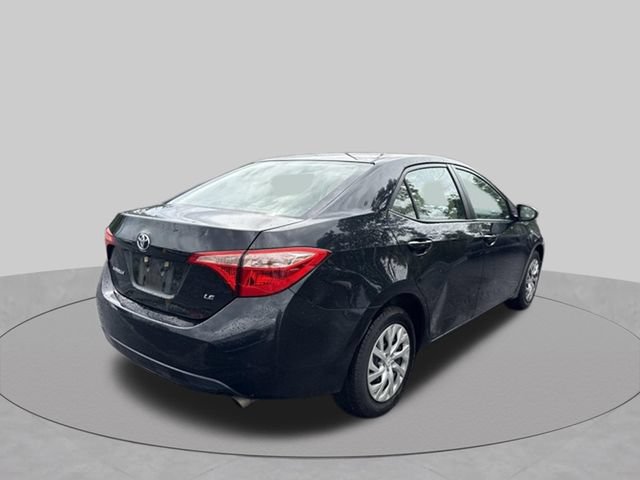 Used 2017 Toyota Corolla LE w/ Carpet Mat Package (TMS) FWD image 5