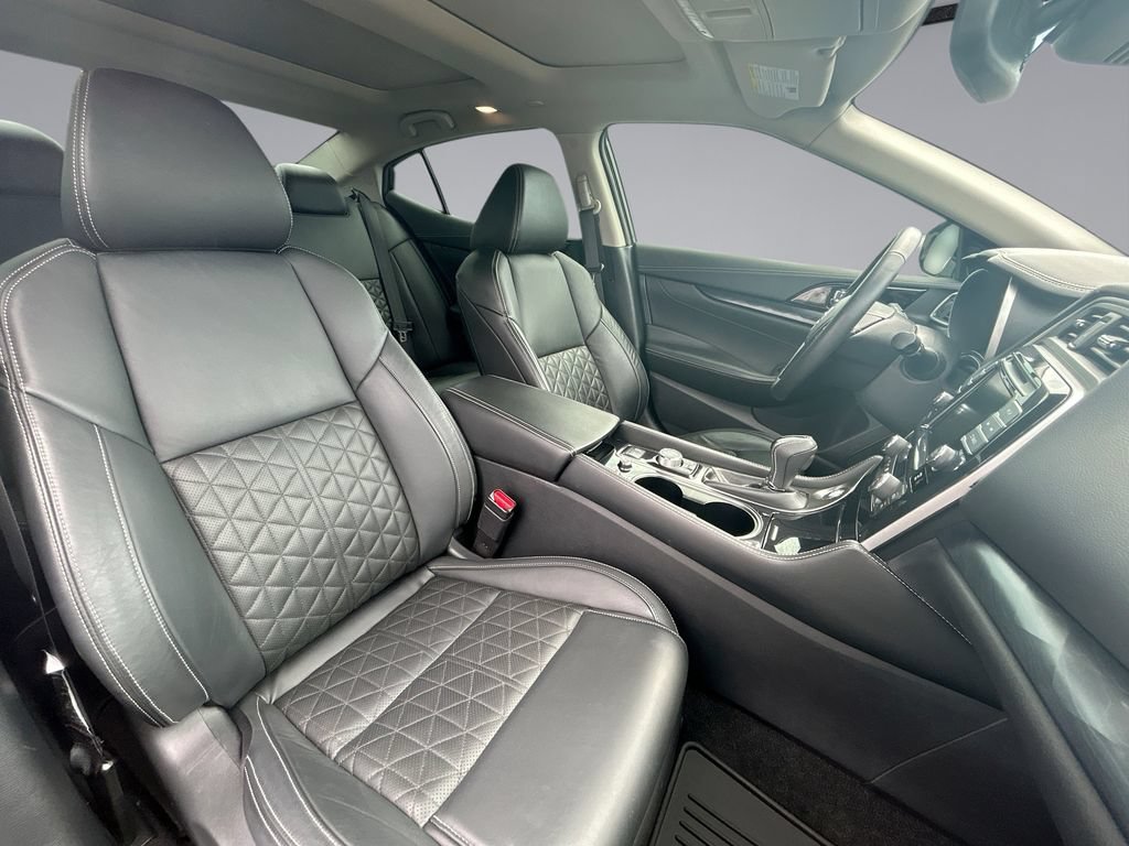 Used 2022 Nissan Maxima Platinum w/ Sport Mat Group FWD image 37