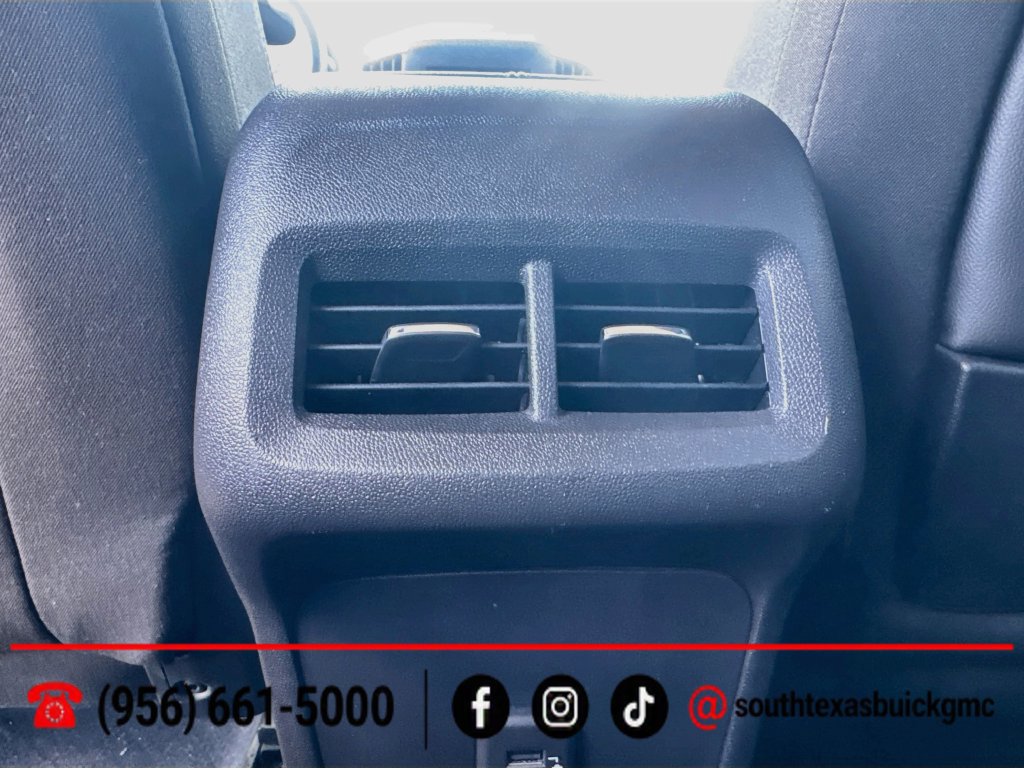 Used 2024 GMC Terrain SLE w/ Driver Convenience Package FWD image 22