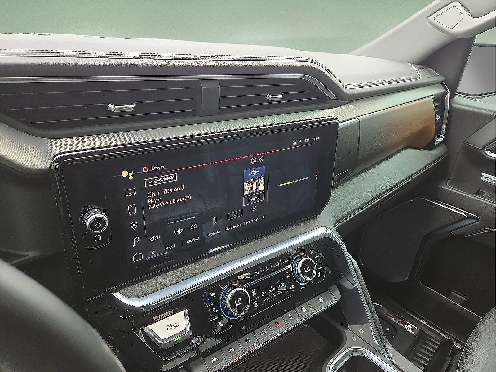 Used 2023 GMC Sierra 1500 Denali w/ Technology Package AWD/4WD image 16