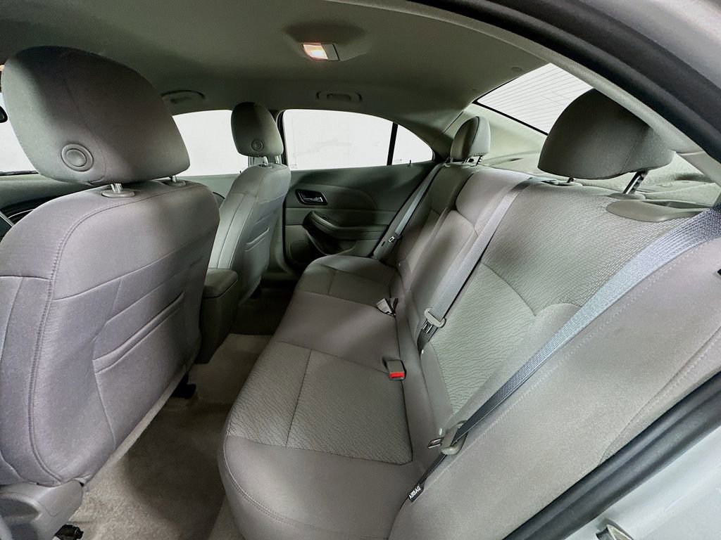 Used 2015 Chevrolet Malibu LS image 19