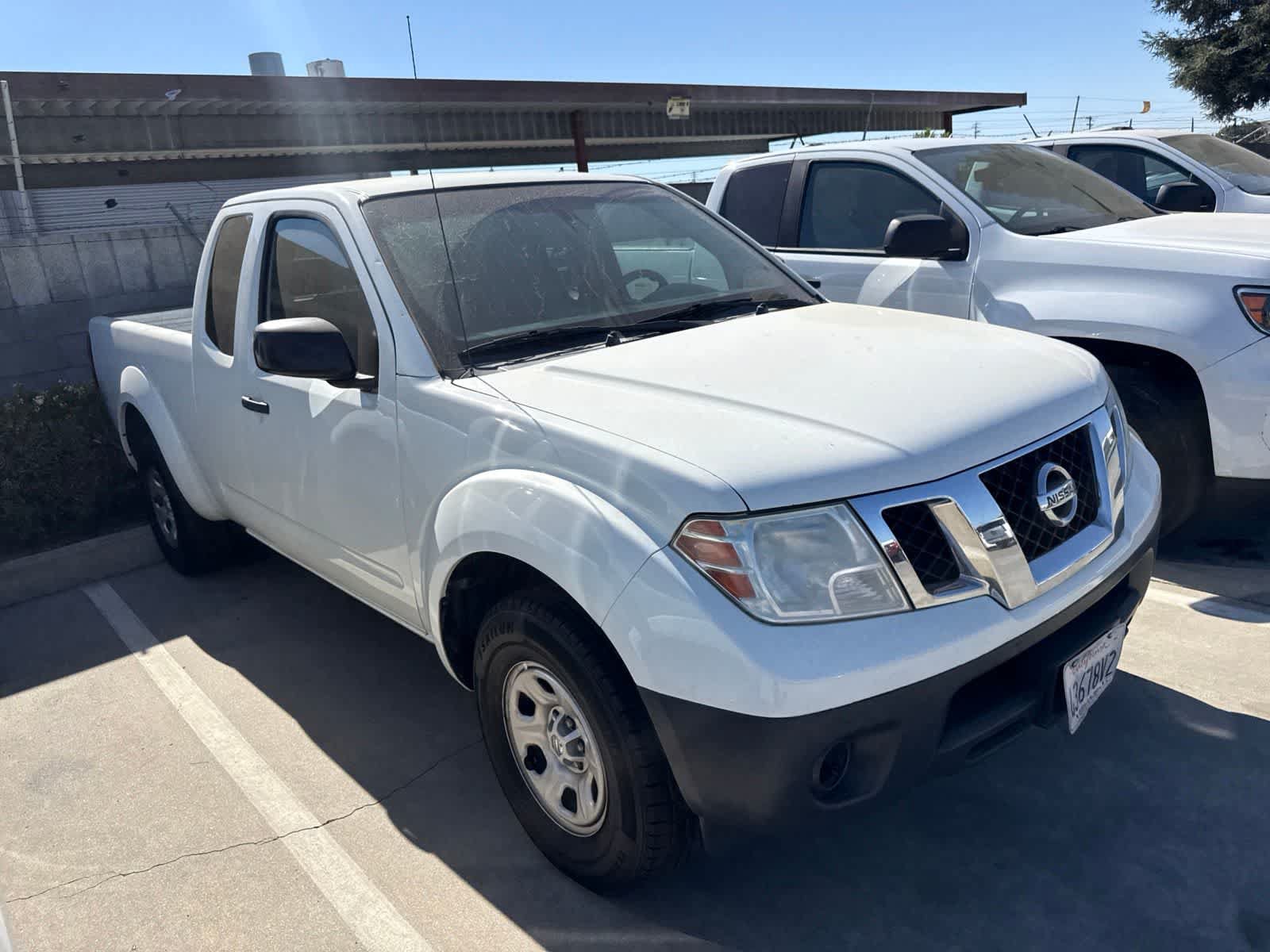 Used 2019 Nissan Frontier S RWD image 3