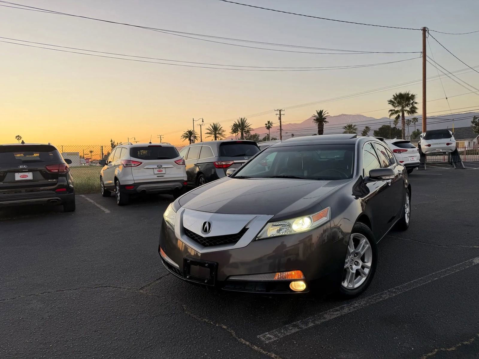 Used 2011 Acura TL w/ Technology Package image 2