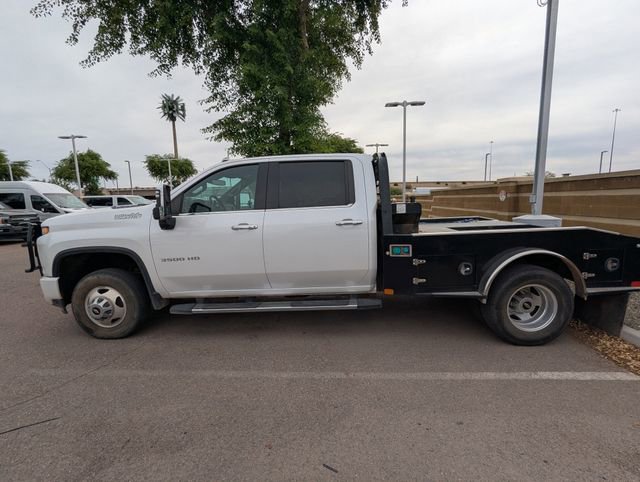 Used 2022 Chevrolet Silverado 3500 High Country w/ Safety Package II image 8