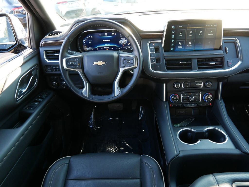 Used 2023 Chevrolet Tahoe Premier AWD/4WD image 12