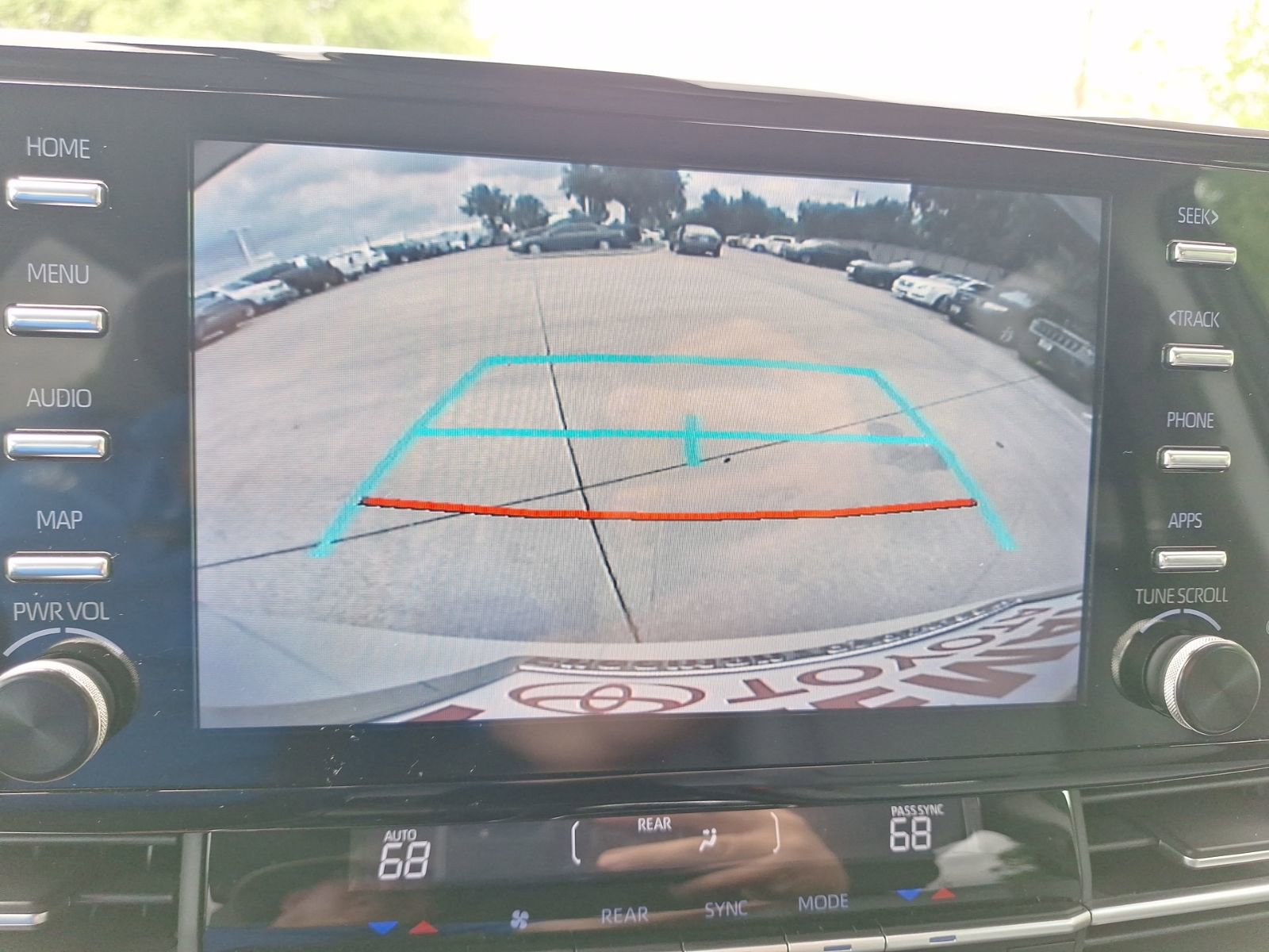 Used 2023 Toyota Sienna XLE w/ XLE Plus Package image 24